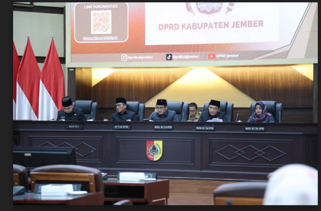 Bupati Jember Apresiasi Pandangan Fraksi Semoga Melahirkan Regulasi Berkualitas dan Bermanfaat Bagi Masyarakat.
