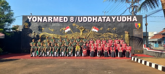 Kunjungan Kerja Danpussenarmed TNI AD Beserta Ibu di Batalyon Armed 8/Uddhata Yudha