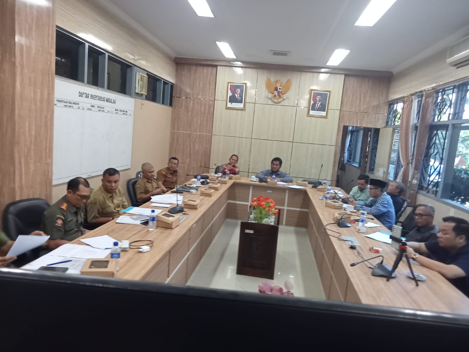 Komisi A DPRD kabupaten Jember menggelar Rapat Koordinasi dengan DPMD Persiapan Pilkades Tahun 2027